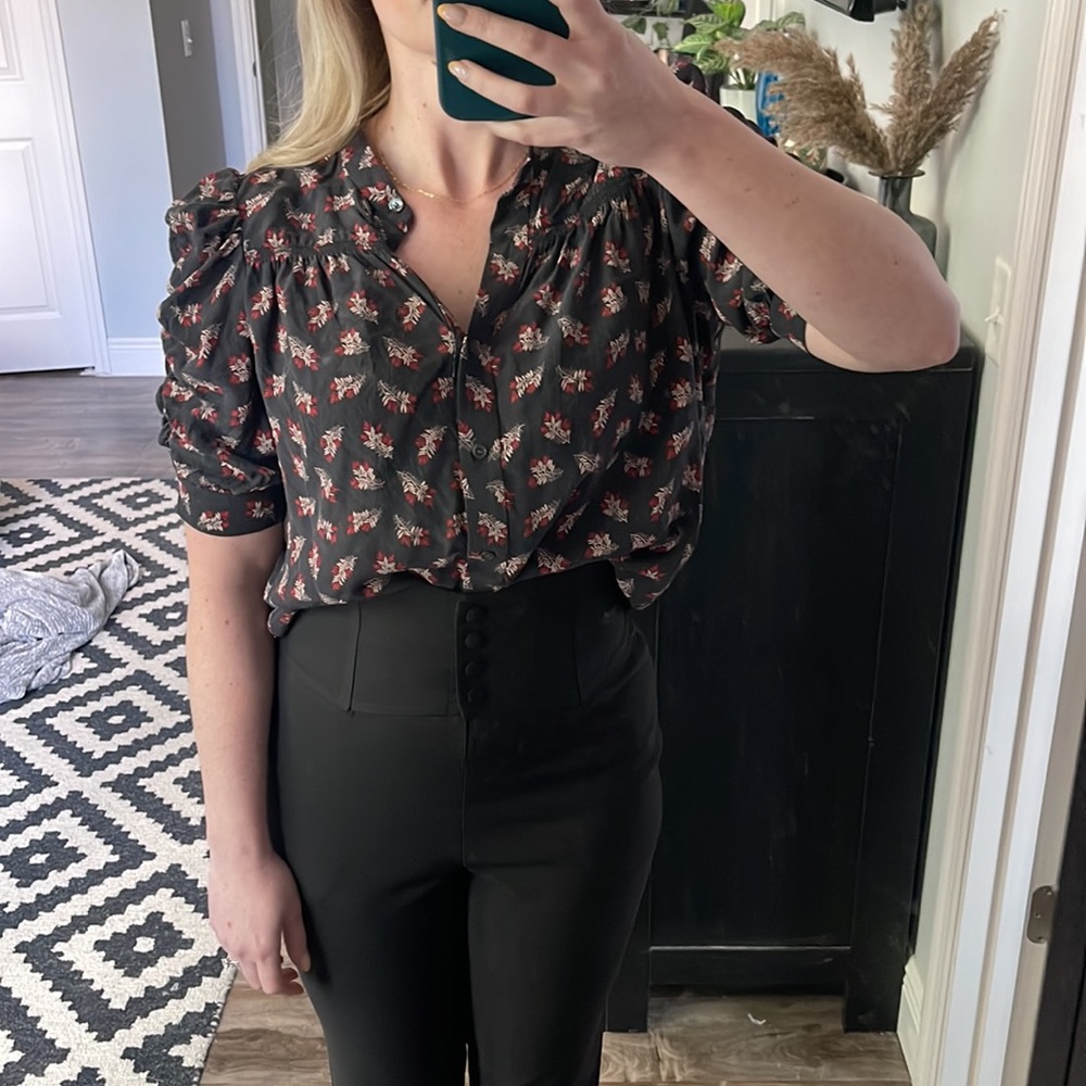 Frame ruched sleeve blouse - size small